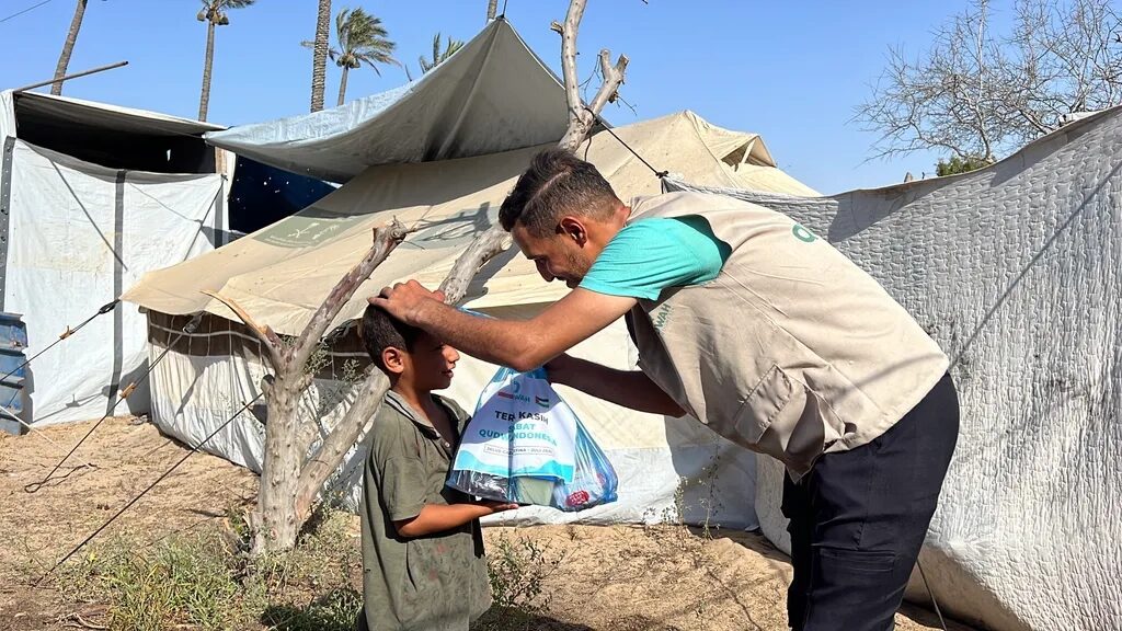 Paket Sembako untuk 50 Keluarga Gaza Berhasil Disalurkan 2 22222